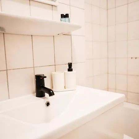 Zentrale In Netflix, Küche Und Boxspring-komfort *