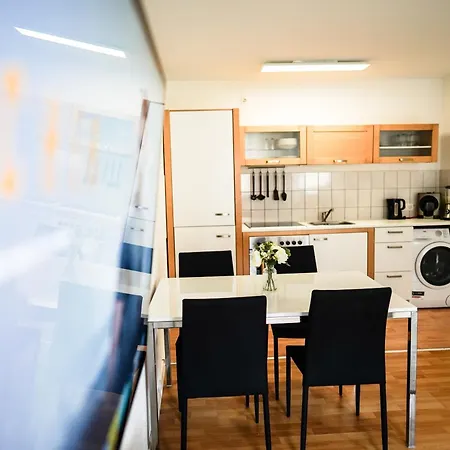 Zentrale In Netflix, Küche Und Boxspring-komfort